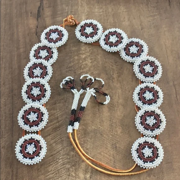 Native American Handcrafted Beaded Clothing Decorative - Picture 1 of 6